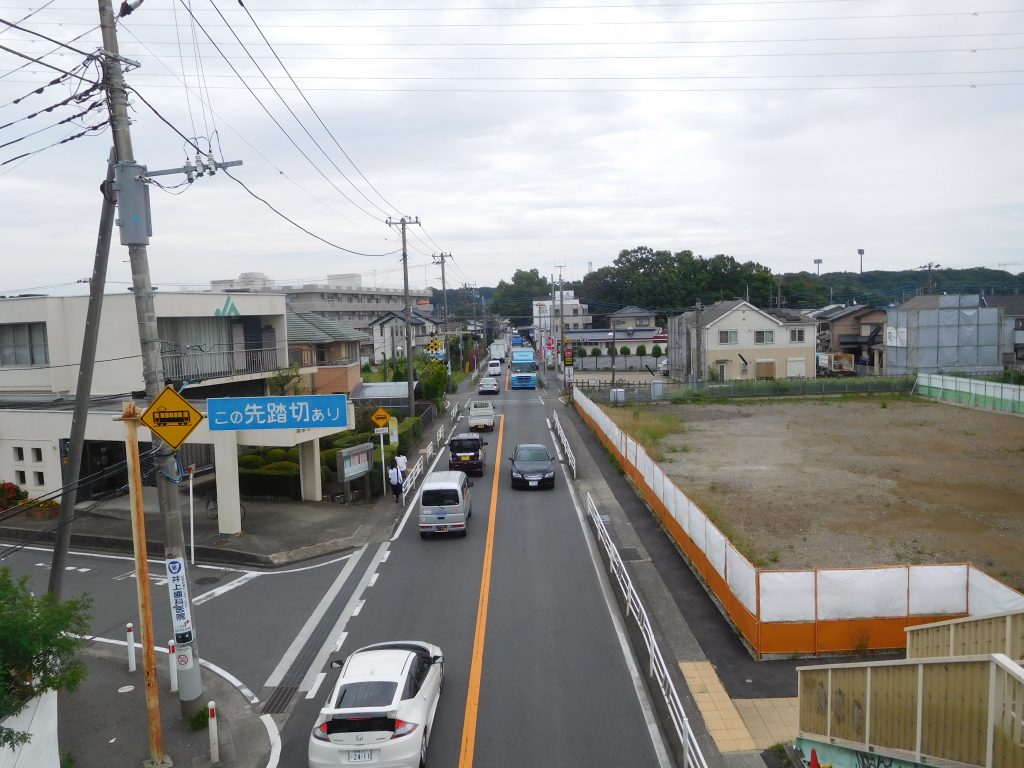 歩道橋より東（令和元年６月２７日）