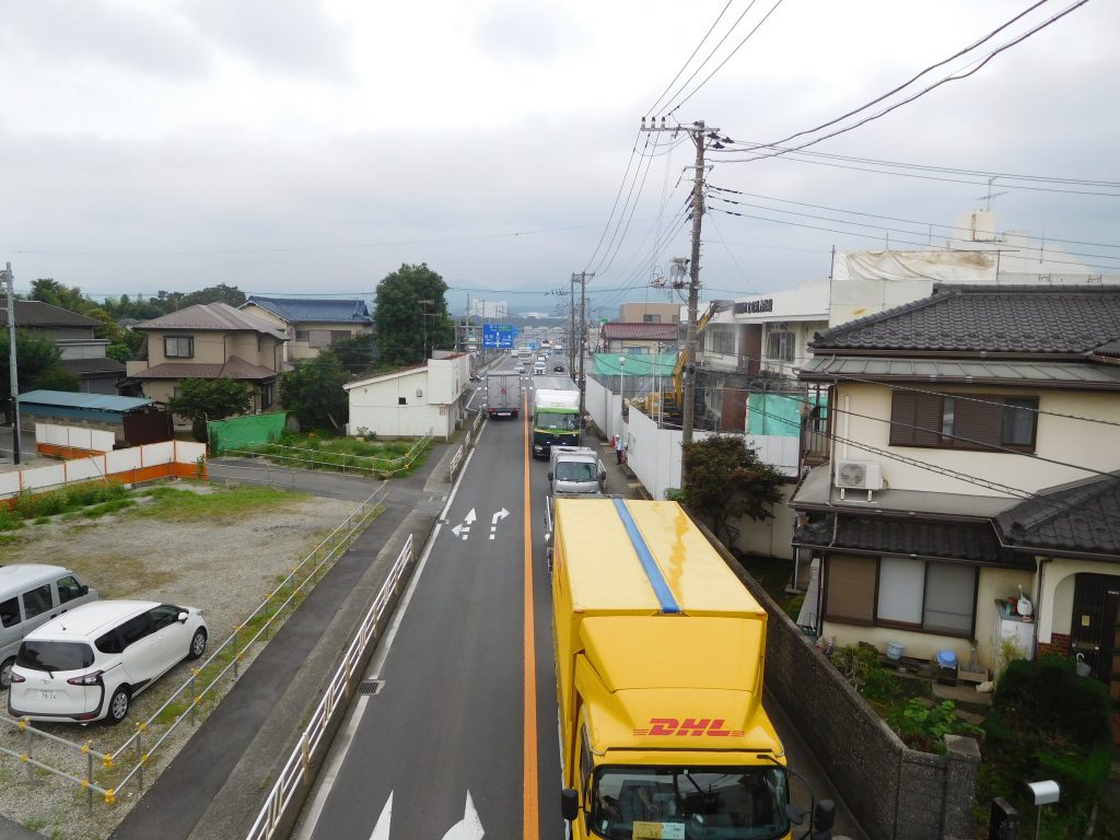 歩道橋より西（令和元年７月９日）